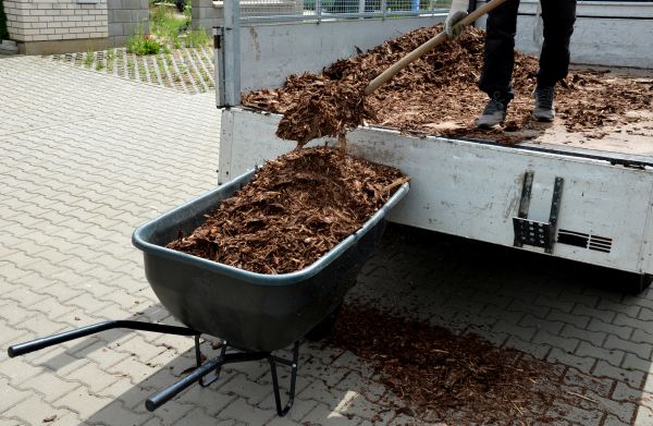 Bulk Mulch Delivery in Camarillo