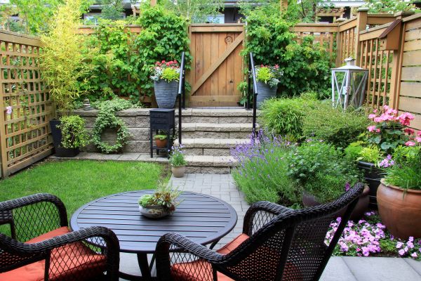 Small Yard Landscaping in Camarillo