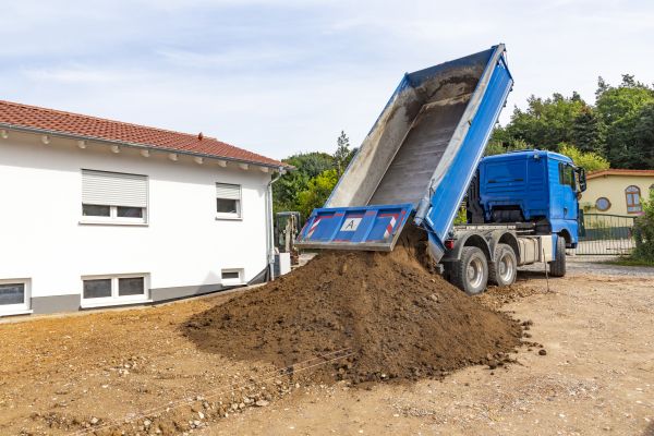 Garden Dirt Delivery in Camarillo