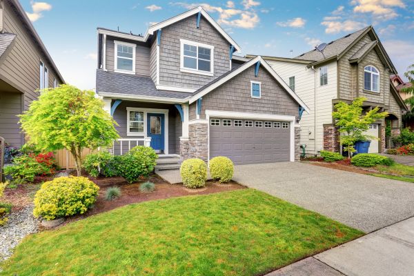 Curb Appeal Landscaping in Camarillo